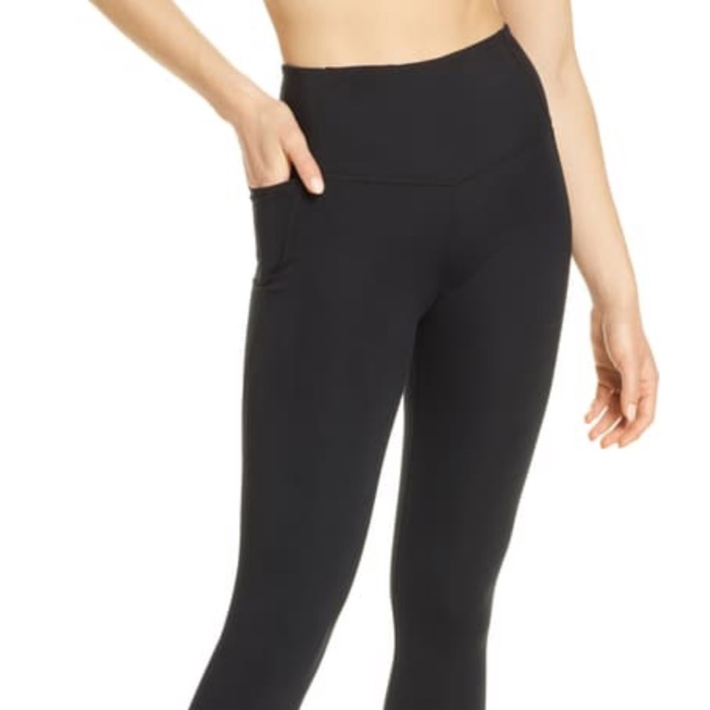 Zella 7/8 live in with studio pocket XS